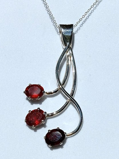 Sterling Silver Nalural Oval Red Garnet Necklace