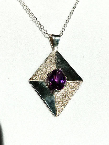 Sterling Silver Oval Amethyst Necklace