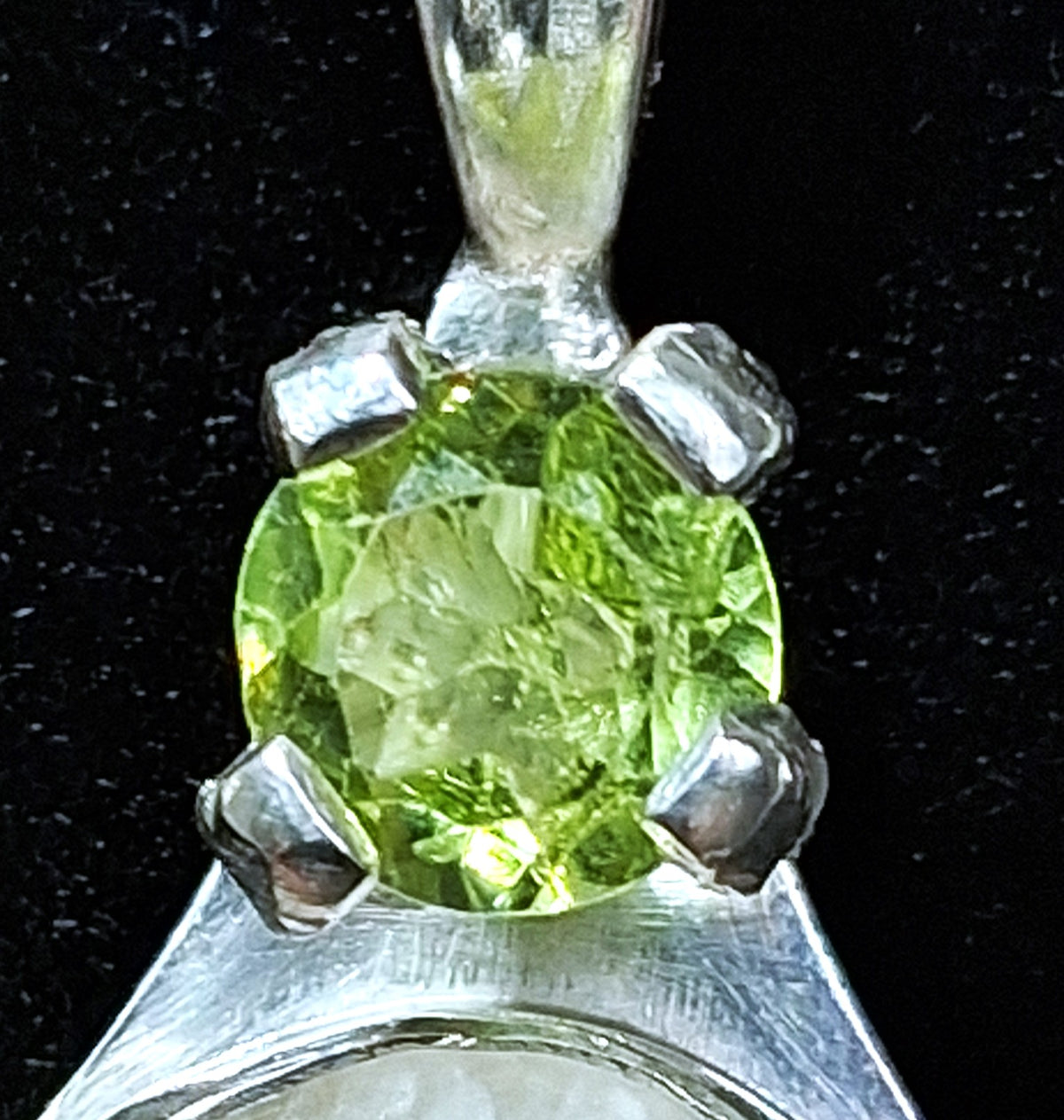 Sterline Silver Moonstone and Peridot Pendant and Earring Set